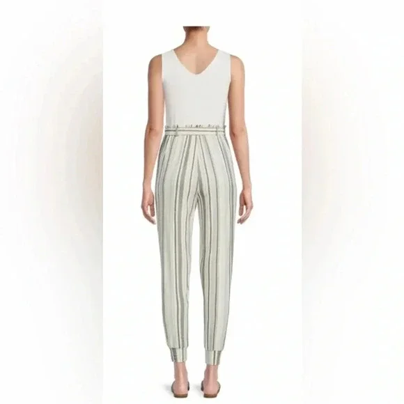 Derek Heart Women’s Jumpsuit NWOT - Picture 3 of 6